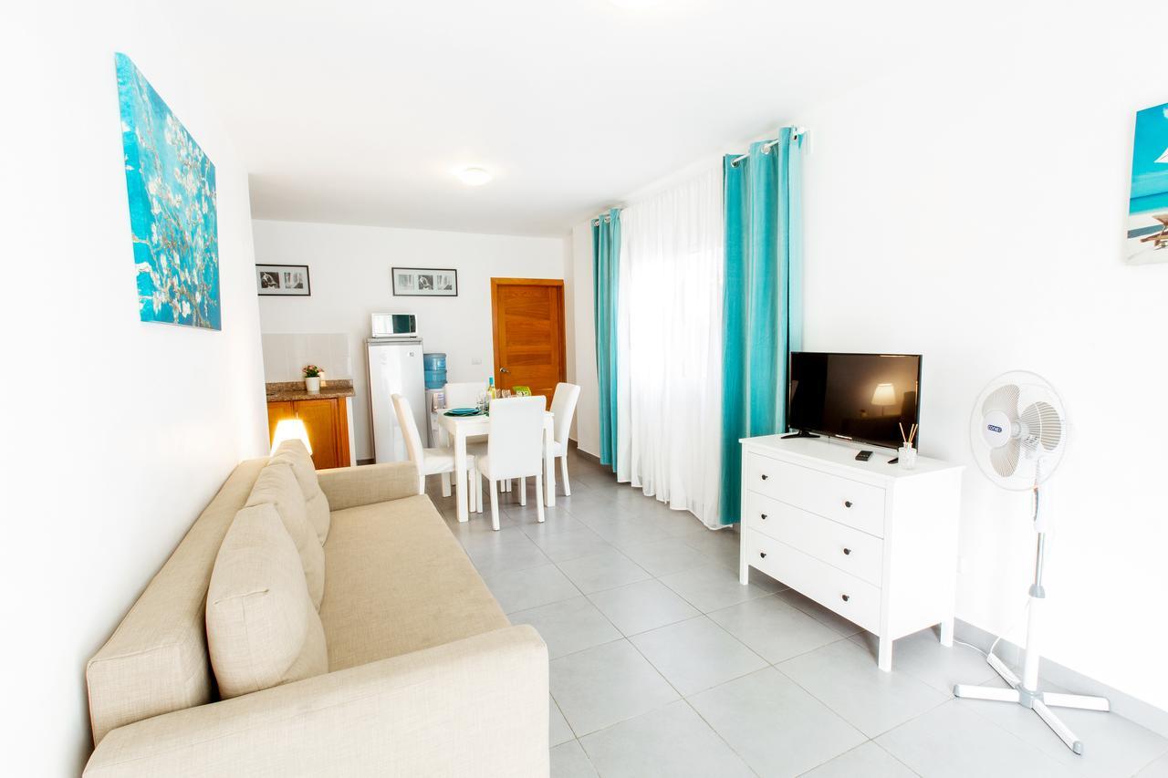 Hotel Fiesta Deluxe Punta Cana Værelse billede